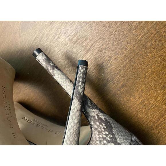 Ellen by Halston  - Size 8.5M - Picture 7 of 13